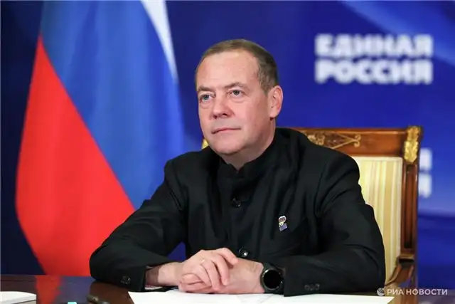 Медведев удостоен звания «Юрист года»