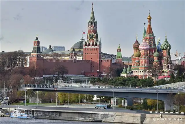 Главную елку страны повезут из Рузы в Кремль в среду