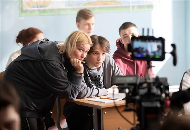 По мотивам бестселлера «Нелюбовь сероглазого короля» готовят полнометражную картину