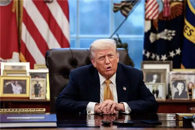 Трамп усомнился, что НАТО ответила бы США такой же помощью, как США по…