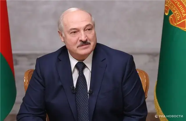 Лукашенко пообещал Украине и НАТО «Орешник», поставив Москву в пример